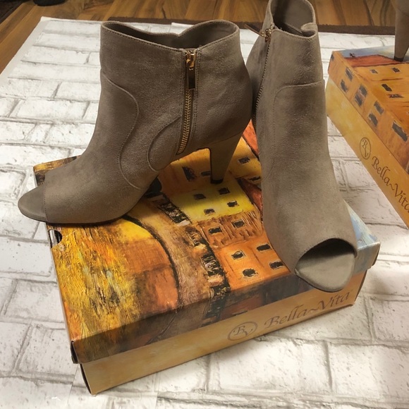 BELLA VITA Noah II Open Toe Bootie - Picture 13 of 16